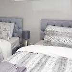 The Grey Mansion *