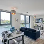 Duet Apartment *