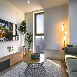 Skyline By The Heim *