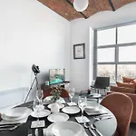 Fabulous 2bed Close To Etihad
