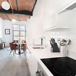 Fabulous 2bed Close To Etihad Апартаменты