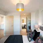 Duet Apartment *