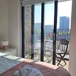 Lets Sa I 2bed 2bath L Waterfront L Private Balcony I Relaxing Retreat I Great Location * 曼彻斯特