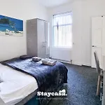 Cowesby Co-living - Private Self-cater *