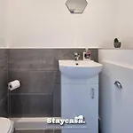 Noor Garden Co-living - Private Self-cater * Manchester