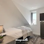 Noor Garden Co-living - Private Self-cater * Manchester