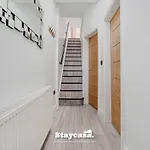 Monton Co-living - Private Self-cater