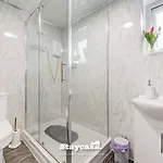 Monton Co-living - Private Self-cater Konukevi