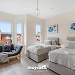 Monton Co-living - Private Self-cater *