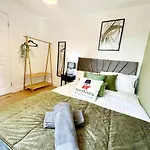 Kozy Salford 4br 9ppl 5 Mins To Centre Appartamento Manchester