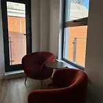 Апартаменты Centre 2 Bed With A Balcony *