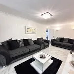 Apartment Luxury 5br With Access