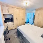 Luxury 5br With Access