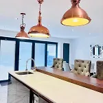 Luxury 5br With Access * Manchester