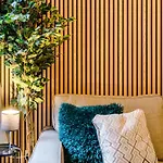 Rest&recharge At A Luxury Retreat In - Sleeps 11, 5 Bedrooms, 3 Bathrooms, Free Parking * Manchester
