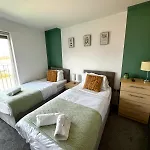 Serene 2-bed Flat