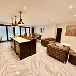 Luxury 5br With Access Manchester