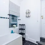 アパート Stunning 3bedroom Home, Game Room, Free Parking, Fully Stocked, Sleeps 8