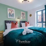Hébergement de vacances Modern 5 Bedroom House In By Purestay - Short With Service & Free Parking