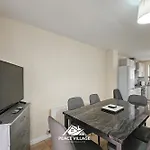 Prázdninový dům Gateway 5min To Centre W. Parking