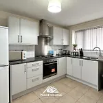 Prázdninový dům Gateway 5min To Centre W. Parking *