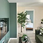 1Br Salford Apartment By Ankers Short Term Rental Salford Near Tram Stop Daire Manchester