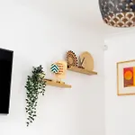 - Centre - Parking - Full Kitchen - M60