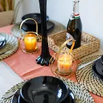 - Centre - Parking - Full Kitchen - M60 * Manchester