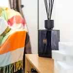 Nyaraló - Centre - Parking - Full Kitchen - M60 Manchester