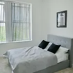 Spacious 1 Bed Near Etihad * Manchester