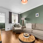 3 Bed Stockport Free Parking Feriehus Manchester