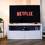 Centre Apt, With Free Secured Parking & Balcony, Sleeps 4 - Free 1 Hour Early Check In For 2 Night Only Until The End Of Manchester