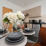 Trafford - Work & Leisure Apartment Manchester