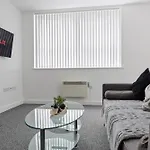 Trafford - Work & Leisure Apartment Manchester