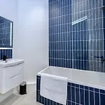 Azure 1br Walks *