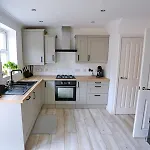 Spacious 3-Bed City Home-Ao Arena, Northern Qtr - Pass The Keys