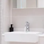 2 Bedroom Apartment By Torr Property Group Flexible Renting With Free Wifi Central Manchester * Manchester