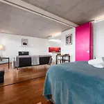1 Bed Ancoats Canalside Flat Centre *