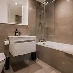 The Hidden - 4br Townhome Roof Tatil Evi Manchester