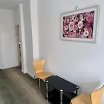 O5 Hostel