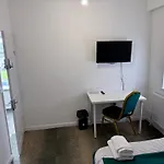 Hostel O5 *