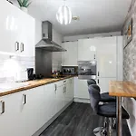 Five Star Rated * Manchester