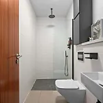 Prázdninový dům 4 Bed Canal St Free Parking *