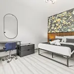 Hébergement de vacances Modern Centre Townhouse Sleeps 10 & Parking Manchester