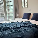 The Lowry River Executive 2 Bed アパート *