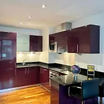 アパート The Lowry River Executive 2 Bed