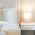 Modern 2 Bedroom House With Parking Дом отдыха Манчестер