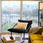Stylish 2br Flat By Paul & Malin Short Term Agency Salford Near Shops & Tram Daire *