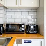 Apartmán 2br Flat By Paul & Malin Short Term Agency Salford With Exciting Weekdays Offer *