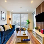 2Br City Flat By Paul & Malin Properties Short Term Rental Salford With Easy Transport Links Apartmán Manchester